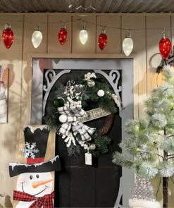 Battery Operated Red And White Lighted Bulb Garland 10 Count - New 2023